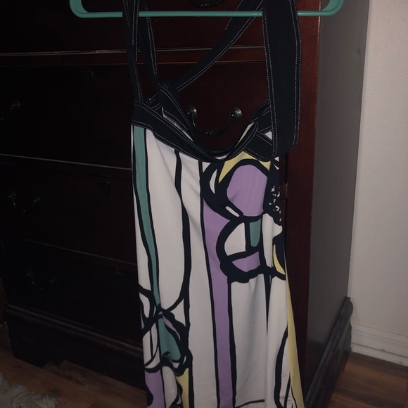 Adorable BCBG gorgeous dress - Picture 2 of 2